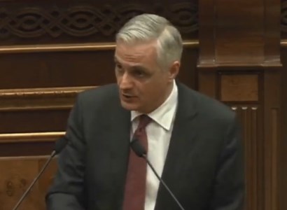 Вице-премьер: Власти Армении больше не могут обсуждать с коллегами в ЕАЭС льготы на импорт машин в Армению