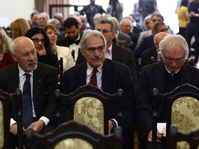Ընդունվում են ՀՀ նախագահի 2020 թվականի երիտասարդական ամենամյա մրցանակների հայտերը. Ովքեր կարող են դիմել