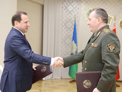 Armenia defense minister's official visit to Belarus kicks off