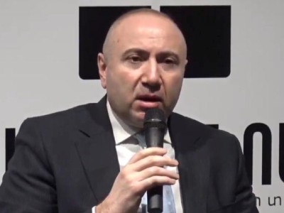 Նույնն է, թե հարցնեք՝ կհամաձայնե՞ք «առաջին գիշերվա իրավունքը» տրամադրել իշխանավորին․Անդրանիկ Թեւանյանը՝ հանրաքվեի մասին