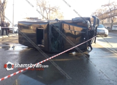Խոշոր ավտովթար Երևանում. Mercedes G 55–ը կողաշրջվել է. 4 վիրավորներին մեքենայից դուրս են բերել փրկարարները