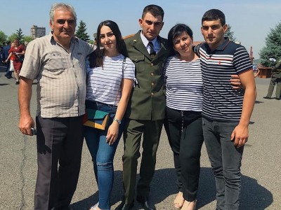«Երազում էր արտադրել մի զենք, որից միայն մենք կունենանք». Մահացած լեյտենանտի հարազատները բացառում են ինքնասպանությունը