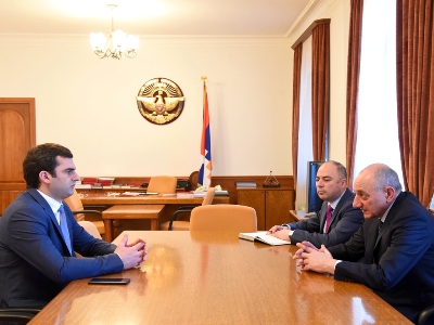 Բակո Սահակյանը Հակոբ Արշակյանի հետ քննարկել է Արցախում գիտատար ոլորտների զարգացման հարցը