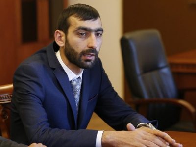 Քաղաքապետի հետ զրույցում հանգեցինք եզրահանգման, որ ճիշտը դիմում գրելն է. Աջափնյակի նախկին թաղապետ