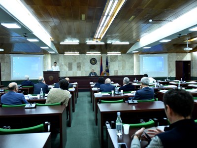 Կառավարության ներկայացուցիչները պետք է ընկալեն, որ նրանք միայն ռեկտոր ընտրելու համար չեն․ ԵՊՀ ուսխորհրդի նախագահ