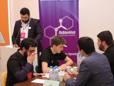 Երեւանում քիմիկոսների ուսանողական առաջին մրցաշարն է տեղի ունեցել