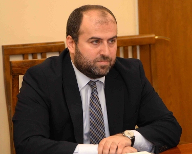 Շրջակա միջավայրի նախարարը ՀՀ-ում Ճապոնիայի դեսպանի հետ քննարկել է Սեւանա լճի խնդիրների լուծման ուղիները