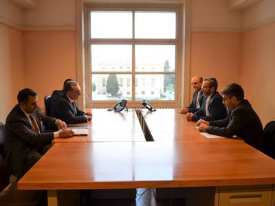 Զոհրաբ Մնացականյանը հանդիպել է Իրանի դատական համակարգի ղեկավարի տեղակալի հետ