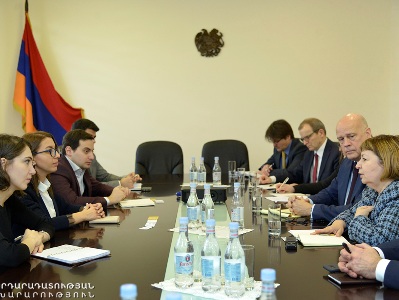 Արդարադատության փոխնախարարն ընդունել է Ժողովրդավարությունների համայնքի բարձրաստիճան պատվիրակությանը
