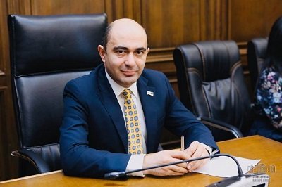 Armenian political party leader: Flights to and from Yerevan and Milan need to be canceled