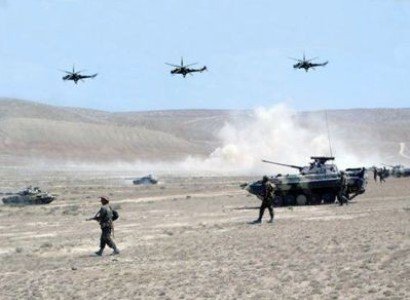 Азербайджан проводит широкомасштабные учения