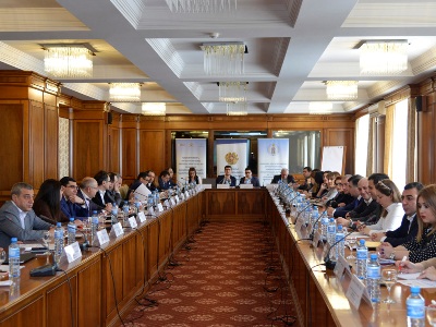 Օրենսդիր, գործադիր եւ դատական իշխանությունների ներկայացուցիչները քննարկել են դատաիրավական բարեփոխումների օրակարգը