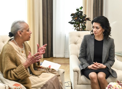 Armenia PM's wife, daughter of 14th Emir of Kuwait discuss cooperation