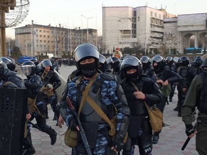 18 police officers injured while dispersing rally in Kyrgyzstan