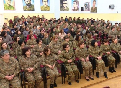 Karabakh army department servicewomen receive monetary incentives, flowers