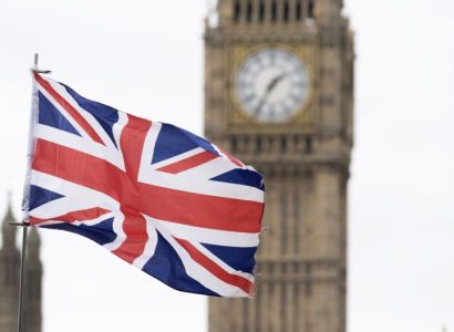 UK elderly citizens to be told not to leave homes amid coronavirus