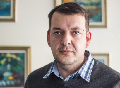 Медиаэксперт: После рейда на дом Арама Вардняна задача набрать 650 тыс. голосов на референдуме еще больше усложнилась