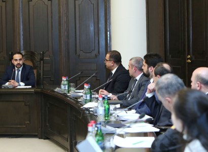 Armenia commission coordinating activities to prevent spread of coronavirus holds session