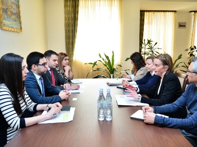 Justice minister receives UNHCR Armenia Office representative