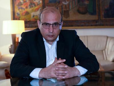Аналитик: Референдума не будет, «революционеры» должны найти новую тему для развлечения народа
