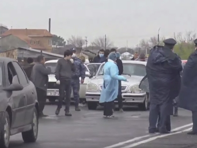 На выезде из Эчмиадзина зафиксировано скопление автомобилей