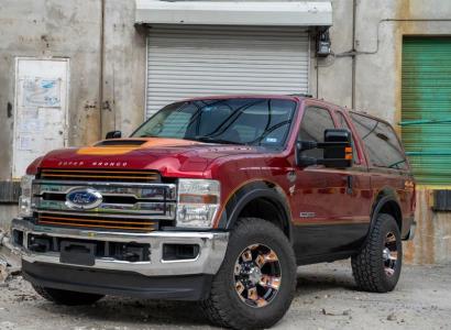 Американец построил внедорожник из двух автомобилей Ford