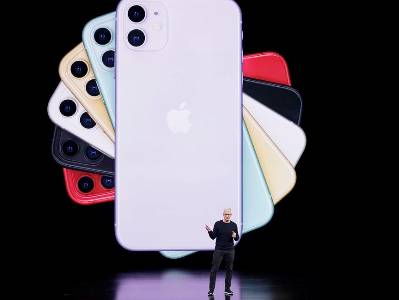Apple планирует выпустить на рынок два доступных iPhone