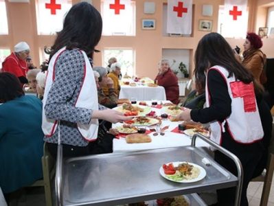 «Գթության խոհանոց» բարեգործական  ճաշարանի շահառուները 20 օրվա համար նախատեսված սննդամթերքի փաթեթներ կստանան