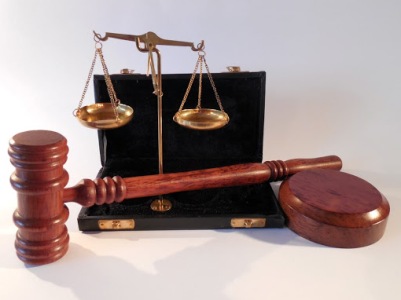 What does it take to become judge in Armenia?