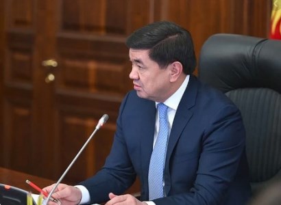 Премьер-министр Киргизии ввел в стране режим чрезвычайного положения