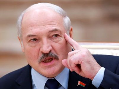 Лукашенко запретил предоставлять чартеры безответственным туристам