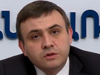 Разъяснение замминистра экономики Армении: Почему закрываются киоски «Пресс-стенда»?