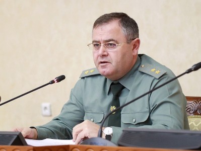 Armenian army's general staff chief assigns to tighten measures against coronavirus penetration