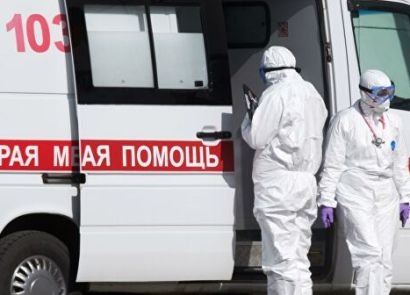 Власти Москвы разрешили пациентам с легкой формой коронавируса лечиться дома