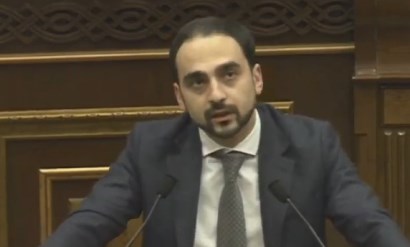 Вице-премьер: Проблемы с грузоперевозками возникли на двух КПП - «Ларс» и «Баграташен»