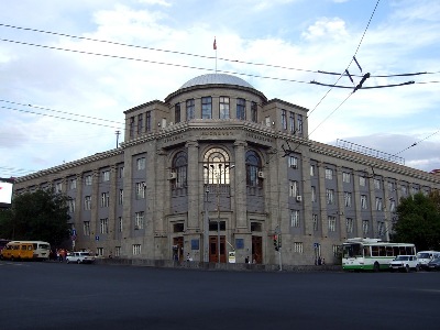Բժշկական համալսարանի ինֆեկցիոն հիվանդությունների ամբիոնի աշխատողները չեն օգտվի արձակուրդի համընդհանուր պայմաններից
