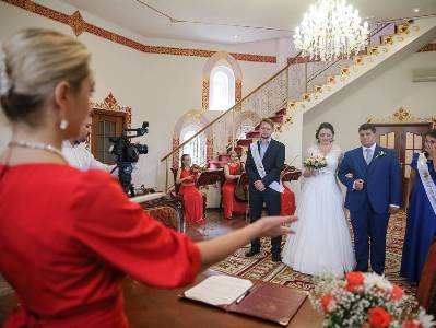 ՏԱՍՍ. ՌԴ արդարադատության նախարարությունն առաջարկել է դադարեցնել ամուսնությունների եւ ամուսնալուծությունների գրանցումը