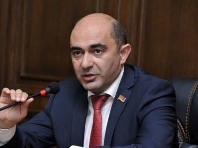 «Լուսավոր Հայաստանը» կրկին առաջարկել է չփակել սահմանները ԵԱՏՄ երկրների միջեւ