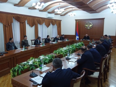 Բակո Սահակյանը կորոնավիրուսի առնչությամբ խորհրդակցություն է անցկացրել