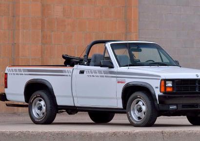 1990 թվականի սերիական Dodge Dakota LS Sport Convertible կաբրիոլետ փիքափը վաճառվելու է աճուրդում