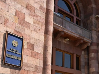 Վարչապետը կեղծ տվյալնե՞ր է ներկայացրել. կառավարությունը պարզաբանում է՝ նա խոսել է միայն բարձրաստիճան պաշտոնյաների մասին