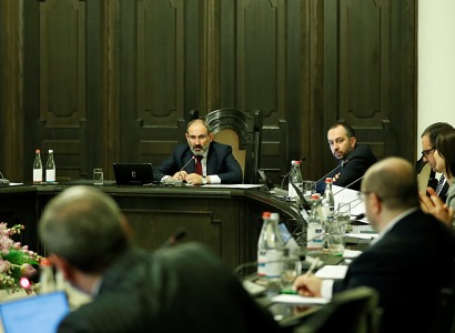 Հակաճգնաժամային միջոցառումների կարևոր բաղադրիչ պետք է լինի մարդկանց հեռանկարներ ցույց տալը. վարչապետ