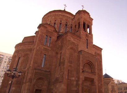 Մոսկվայի հայկական եկեղեցուց Սուրբ Զատկի պատարագի ուղիղ հեռարձակումը կազմակերպել էր Արթուր Ջանիբեկյանը (վիդեո)