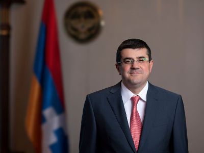 Karabakh presidential candidate addresses people after elections