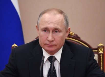 Kremlin: Putin continues to work in teleconferencing mode