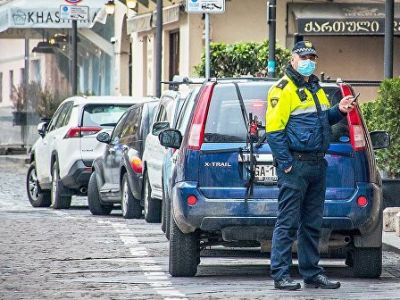 Запрет на передвижение в легковых автомобилях в Грузии продлили до 26 апреля