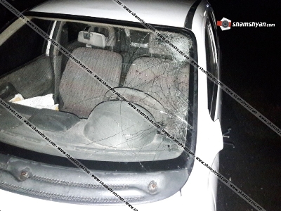 Car hits policeman in Armenia right at checkpoint