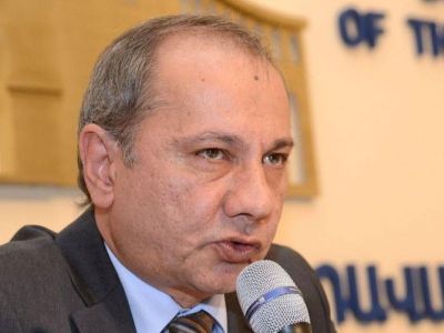 Հայաստանն արդեն 2 միլիարդ դոլար է կորցրել. Վահրամ Ավանեսյան. a1plus.am