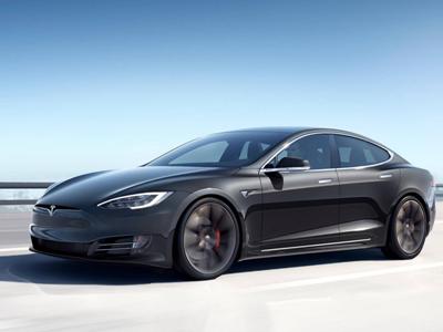 Թարմացված Tesla Model S-ը դարձել է ավելի դինամիկ, քան Bugatti Chiron-ը