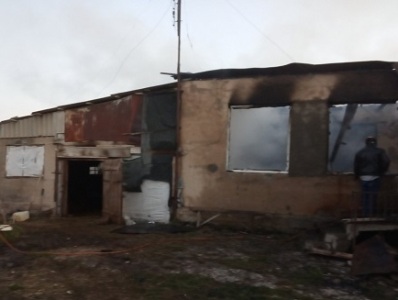 В селе Сотк Гегаркуникской области Армении полностью сгорел дом